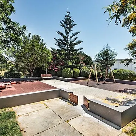 Bard's Place * טאווירה