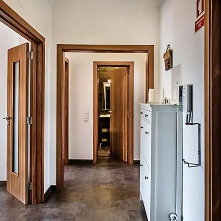 Bard's Place Tavira